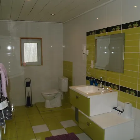 Maison Sarrau לינה וארוחת בוקר Varè