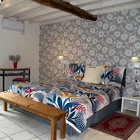Maison Sarrau 3* Varè