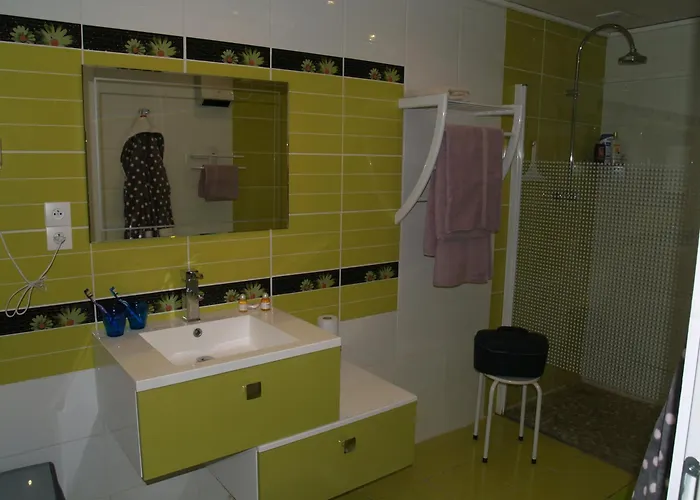 Maison Sarrau Bed and Breakfast 3*