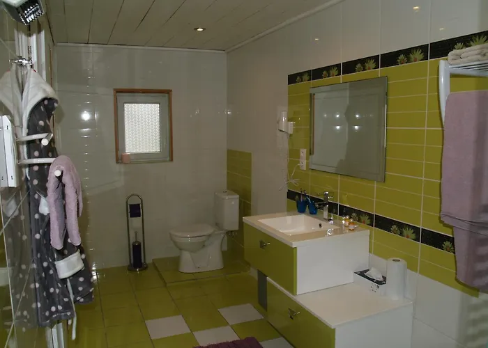 Maison Sarrau Bed and Breakfast Varè