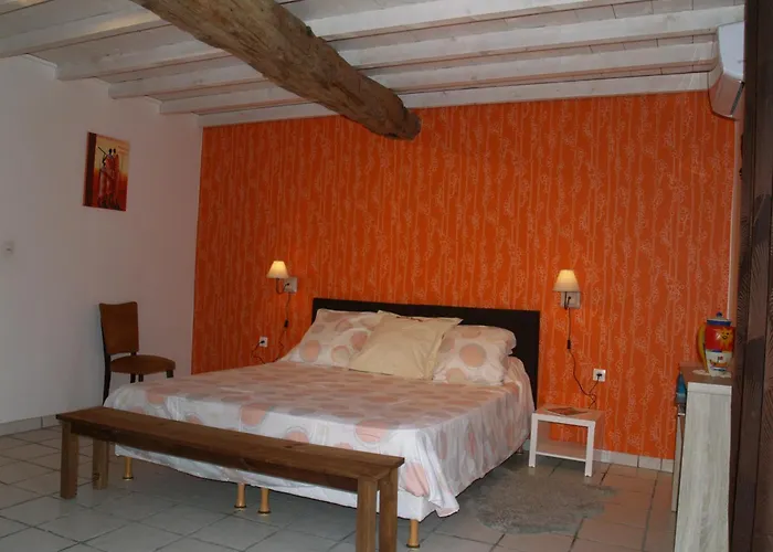 Maison Sarrau Bed and Breakfast