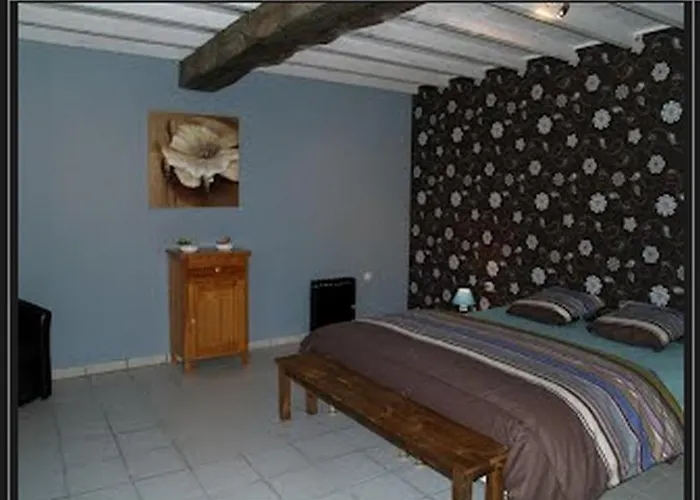 Maison Sarrau Bed and Breakfast 3*